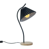 Nordic E27 LED Wooden Desk Lamps Vintage Black White Iron Table Lights Rod Countryside Style Bedside Reading Table Lighting